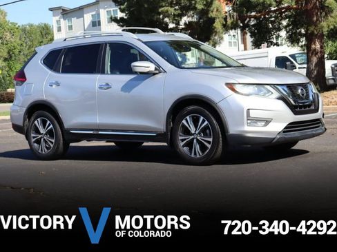 Used 2018 Nissan Rogue SL FWD image 1