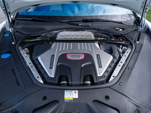 Certified 2021 Porsche Panamera Turbo S image 17