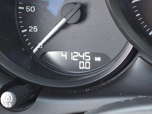 Used 2023 Porsche Macan image 23