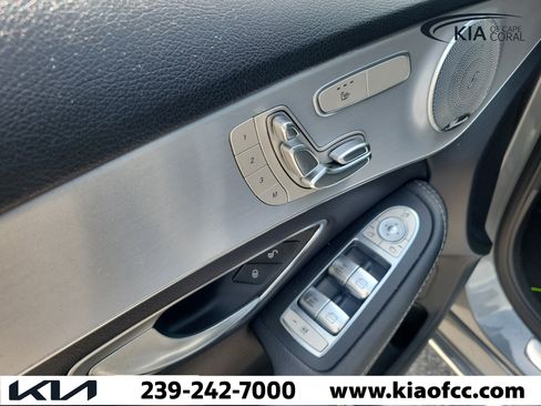 Used 2018 Mercedes-Benz C 300 4MATIC Sedan image 23