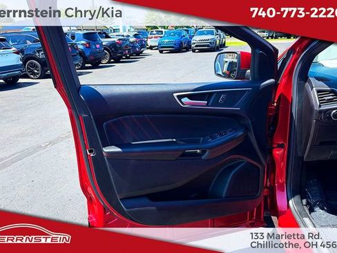 Used 2023 Ford Edge ST-Line w/ Class II Trailer Tow Package AWD/4WD image 13