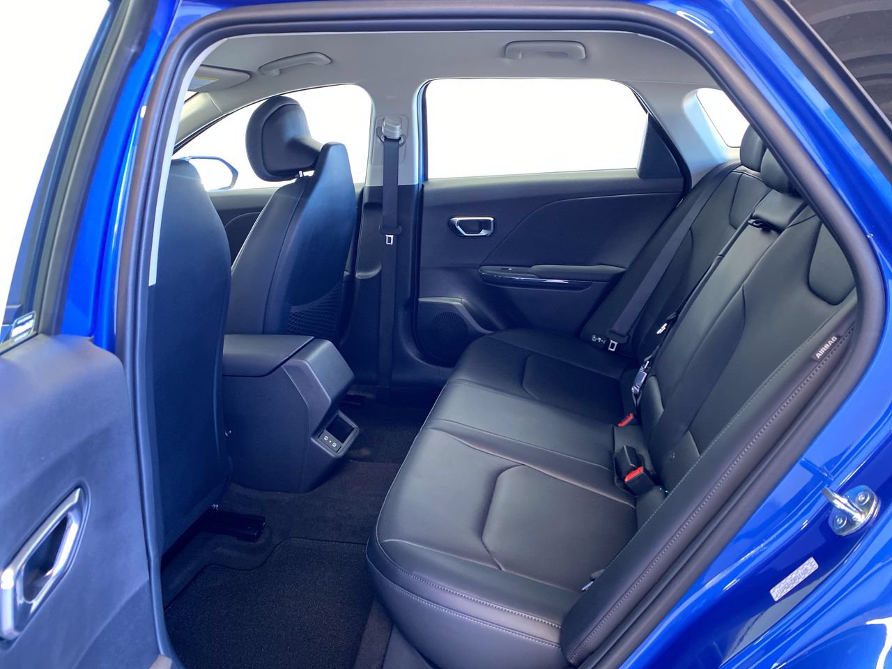 New 2026 Kia K4 EX FWD image 32
