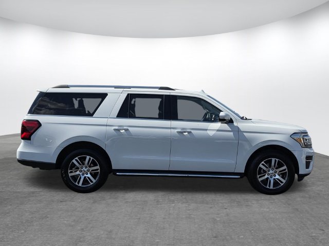 Used 2022 Ford Expedition Max Limited AWD/4WD image 3