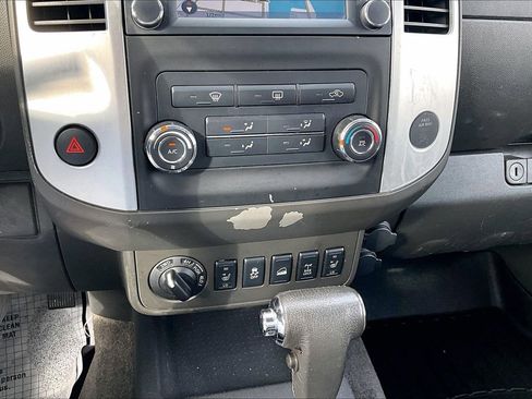 Used 2015 Nissan Xterra PRO-4X w/ Nevada Tow Package image 15