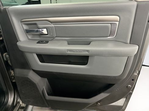 Used 2018 RAM 1500 Big Horn image 30