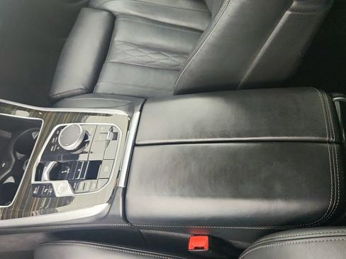 Used 2025 BMW X5 xDrive50e AWD/4WD image 15