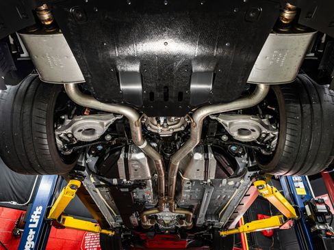 Used 2020 Ford Mustang Shelby GT350R w/ GT350R Equipment Group 920A image 4