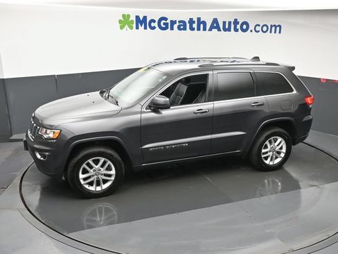 Used 2017 Jeep Grand Cherokee Laredo w/ Quick Order Package 23E AWD/4WD image 20