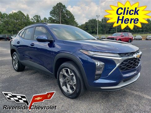 Used 2024 Chevrolet Trax LT w/ Driver Confidence Package FWD image 1