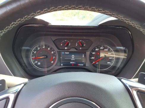 Used 2023 Chevrolet Camaro LT image 9