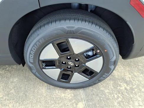 New 2026 Hyundai Santa Fe SE FWD image 22