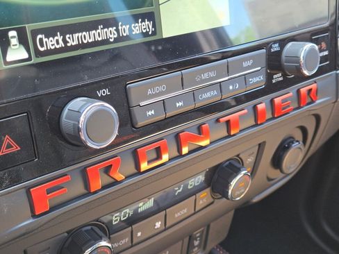 New 2025 Nissan Frontier PRO-4X w/ Pro Premium Package image 26