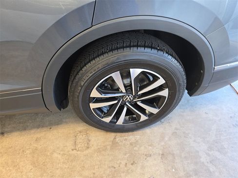 Certified 2024 Volkswagen Tiguan S image 25