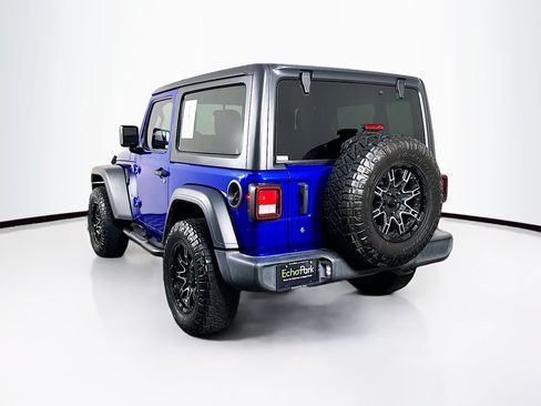 Used 2018 Jeep Wrangler Sport AWD/4WD image 5