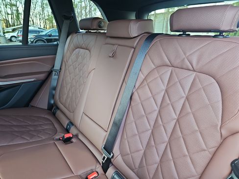 New 2026 BMW X5 xDrive40i w/ Climate Comfort Package AWD/4WD image 16