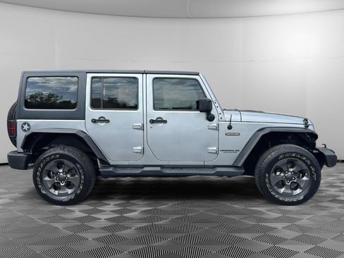 Used 2017 Jeep Wrangler Unlimited Sport AWD/4WD image 6