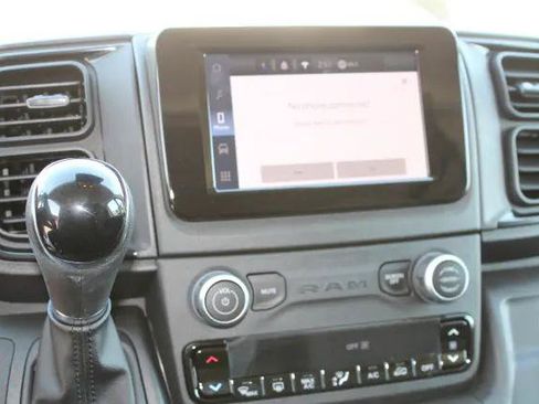 New 2025 RAM ProMaster 2500 w/ Convenience Group FWD image 30