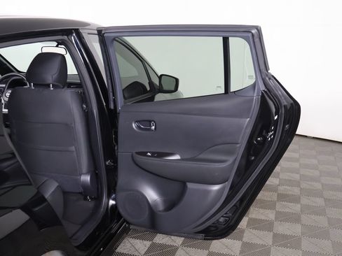 Used 2023 Nissan Leaf S FWD image 19