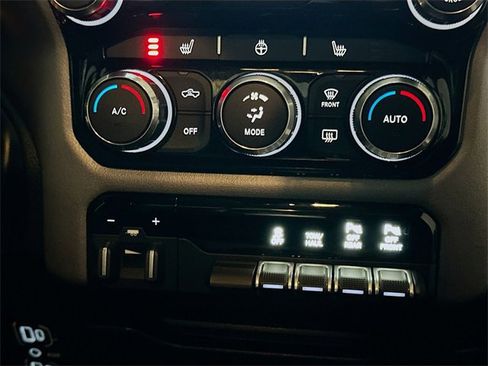 Certified 2022 RAM 2500 Big Horn w/ Level A Equipment Group image 29