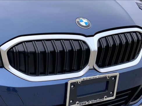 Used 2023 BMW 330i xDrive Sedan w/ Driving Assistance Package image 31