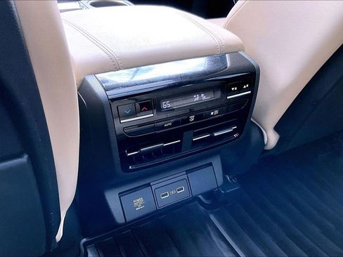 Used 2023 Acura MDX SH-AWD w/ Technology Package image 32