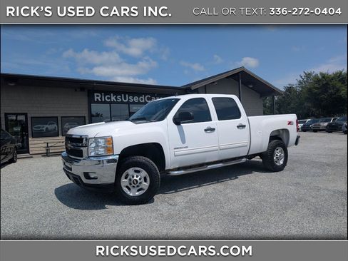 Used 2012 Chevrolet Silverado 2500 LT w/ Interior Plus Package AWD/4WD image 1