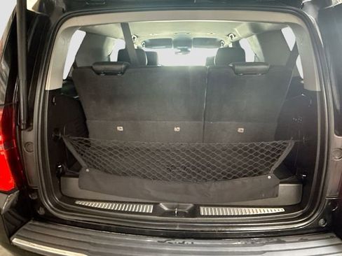Used 2018 Chevrolet Tahoe Premier AWD/4WD image 28