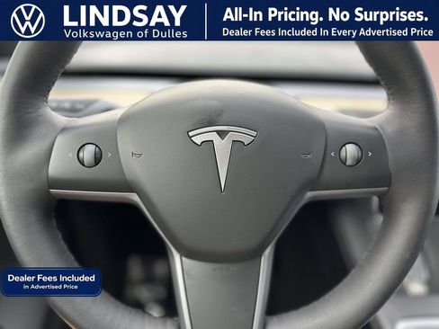 Used 2023 Tesla Model Y Long Range AWD/4WD image 19