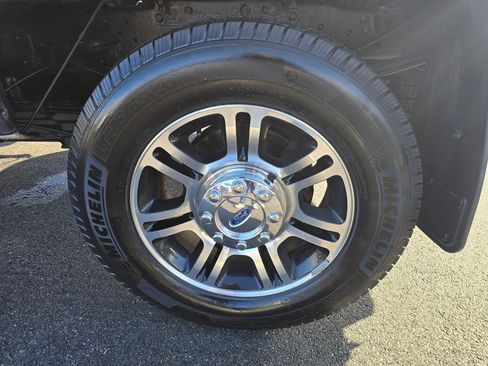 Used 2014 Ford F350 Platinum w/ Platinum Package AWD/4WD image 15
