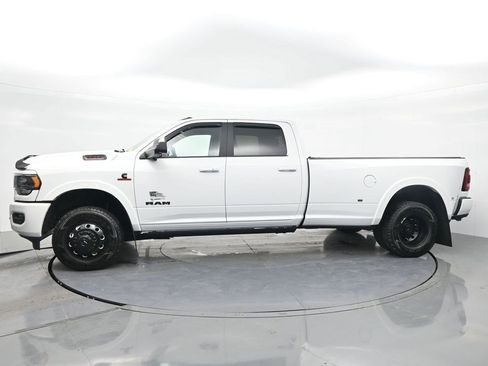 Used 2022 RAM 3500 Limited w/ Max Tow Package image 8