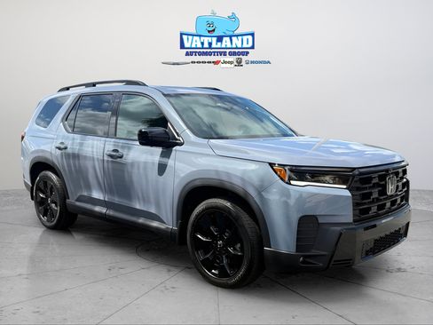 New 2026 Honda Pilot Black Edition image 7