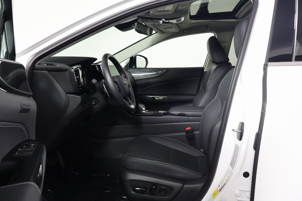 Certified 2026 Lexus NX 350h AWD w/ Accessory Package (2T) image 10