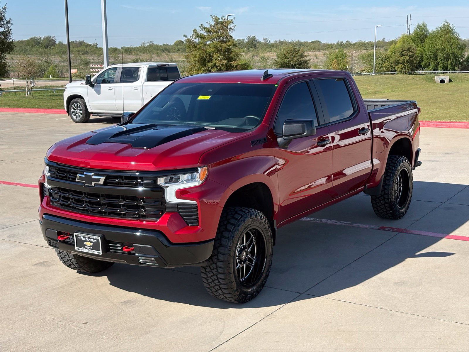 Used 2025 Chevrolet Silverado 1500 LT Trail Boss w/ Convenience Package II AWD/4WD image 14