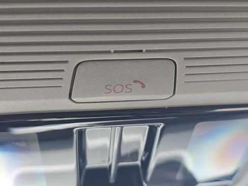 New 2026 Volkswagen Atlas SE image 27