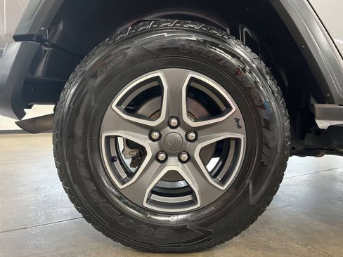 Used 2020 Jeep Wrangler Unlimited Sport S AWD/4WD image 23