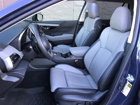 Certified 2025 Subaru Outback Limited image 6