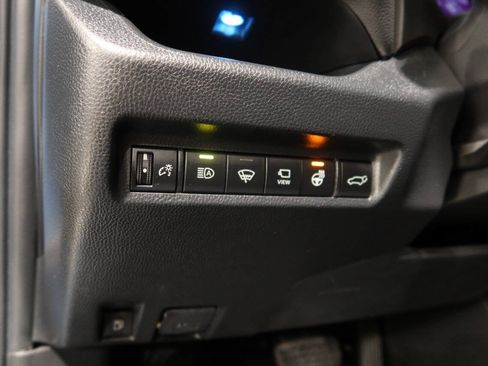 Used 2022 Toyota RAV4 XSE AWD/4WD image 34