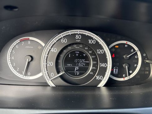 Used 2013 Honda Accord EX-L image 28