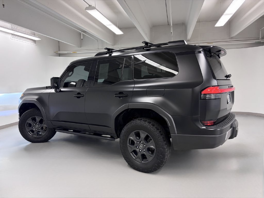 Used 2024 Lexus GX 550 AWD/4WD image 7