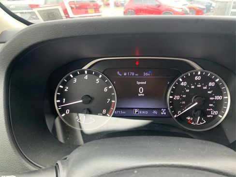 Used 2025 Nissan Frontier S w/ S Utility Package image 17