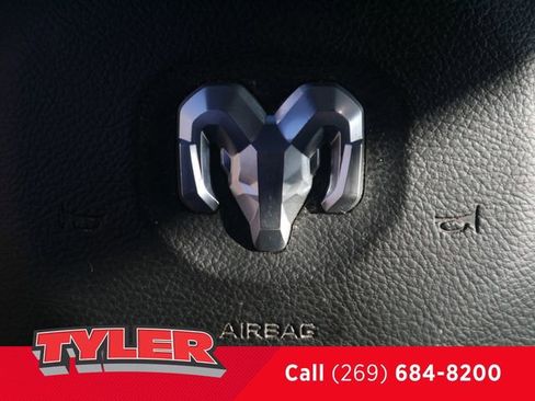 Used 2021 RAM 1500 Laramie AWD/4WD image 30