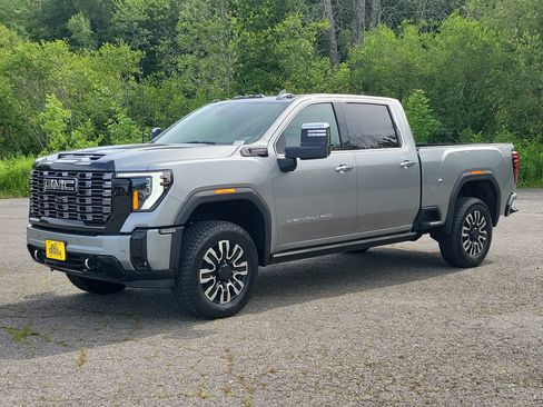 New 2026 GMC Sierra 2500 Denali Ultimate AWD/4WD image 1