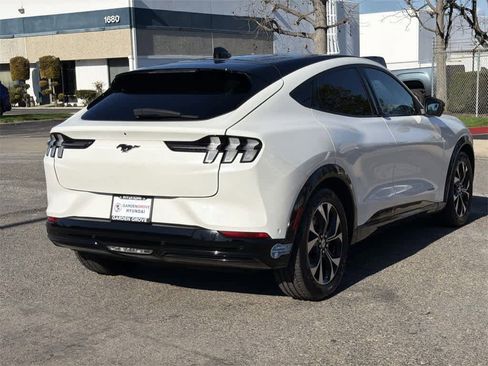 Used 2021 Ford Mustang Mach-E Premium image 4