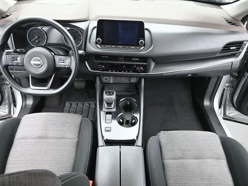 Used 2023 Nissan Rogue SV image 23