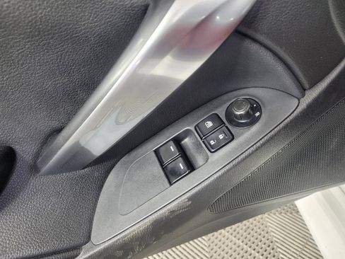 Used 2017 FIAT 124 Spider Classica RWD image 27