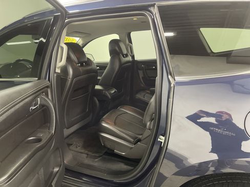 Used 2017 Chevrolet Traverse LT AWD/4WD image 13