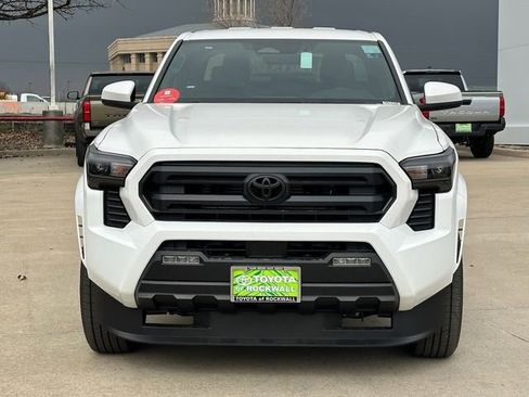 New 2026 Toyota Tacoma SR5 AWD/4WD image 7