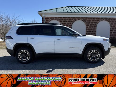 New 2026 Jeep Cherokee Limited image 2