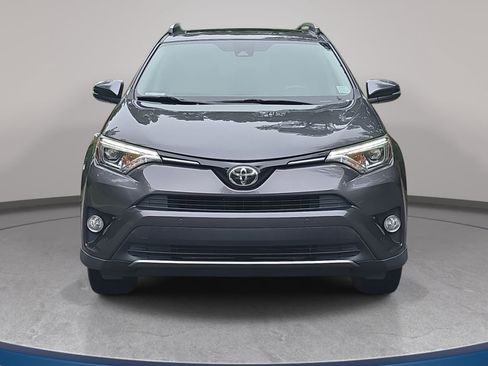 Used 2017 Toyota RAV4 Limited FWD image 2