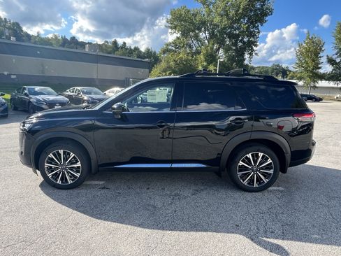 New 2026 Nissan Pathfinder Platinum AWD/4WD image 6